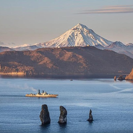 Морские прогулки - морские прогулки и экскурсии на Камчатке с Азимут Тур